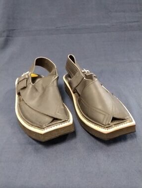 Ulta Beauty Black Men’s Leather Peshawari Sandals